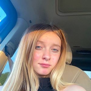 Meet your Posher, Ellie